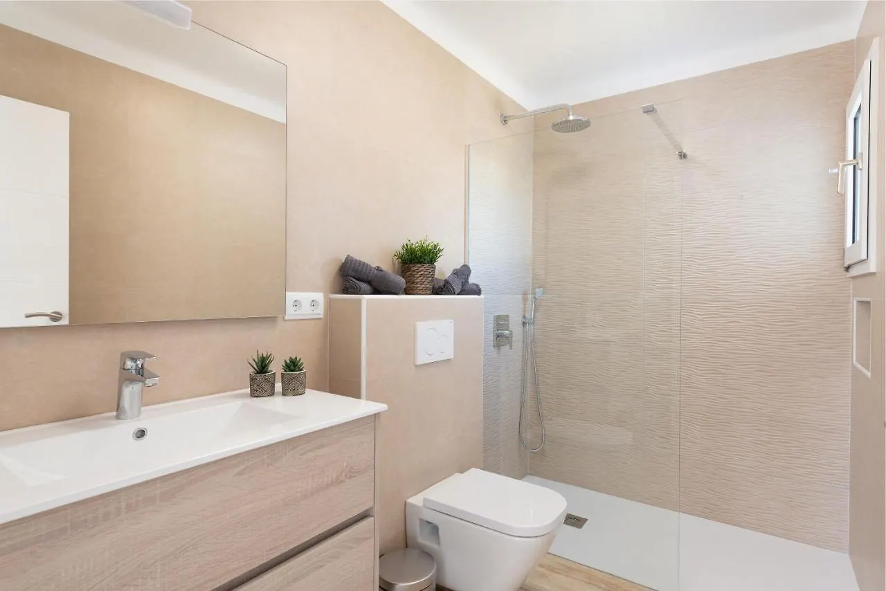 New! Apartment Ona 2 With Pool, Ac, Bbq, Wifi In Cala D'Or, Mallorca  Cala D´Or